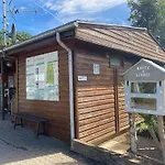 Zecamping 2 Animaux Acceptes Dans Un Environnement Calme Et Naturel 2*