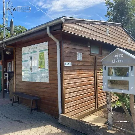 Zecamping 2 Etoiles Animaux Acceptes Dans Un Environnement Calme Et Naturel 2*