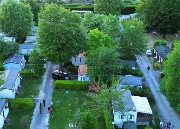 2 étoiles - Ccbabhg Camping *