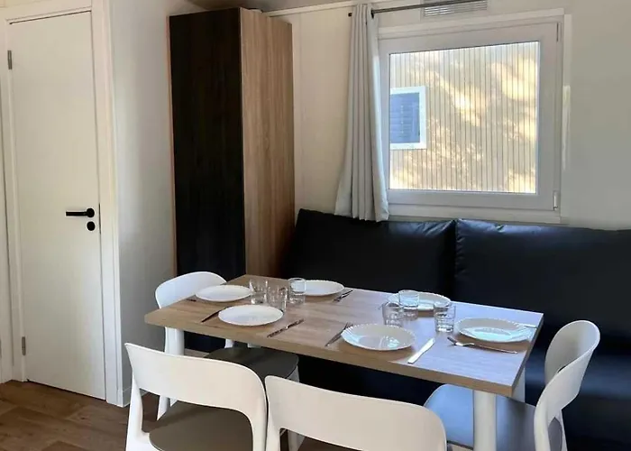 Campsite 2 Etoiles - Calme Et Nature, 1h De Paris - Ccbabhg Angicourt