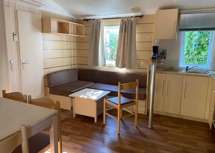 Campsite Zecamping 2 Animaux Acceptes Dans Un Environnement Calme Et Naturel