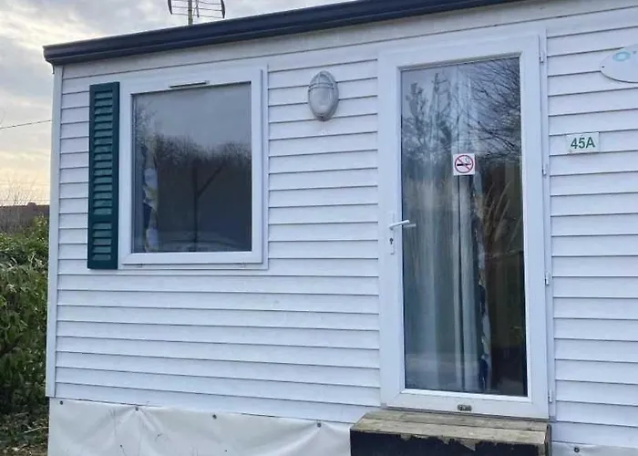 Zecamping 2 Animaux Acceptes Dans Un Environnement Calme Et Naturel