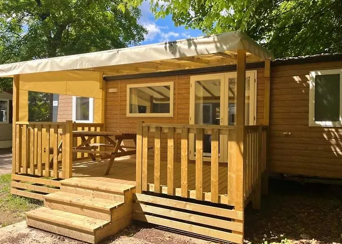 Zecamping 2 Animaux Acceptes Dans Un Environnement Calme Et Naturel Campsite 2*