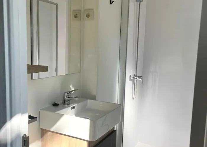 Campsite Zecamping 2 Animaux Acceptes Dans Un Environnement Calme Et Naturel Angicourt